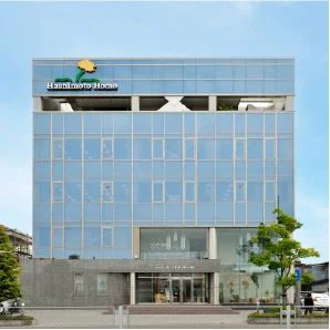 八戸市類家4丁目に現在の本社ビルを建設、本店を移転