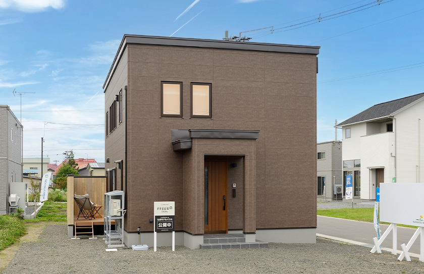 FFEECO DOORS(フィーコドアーズ)